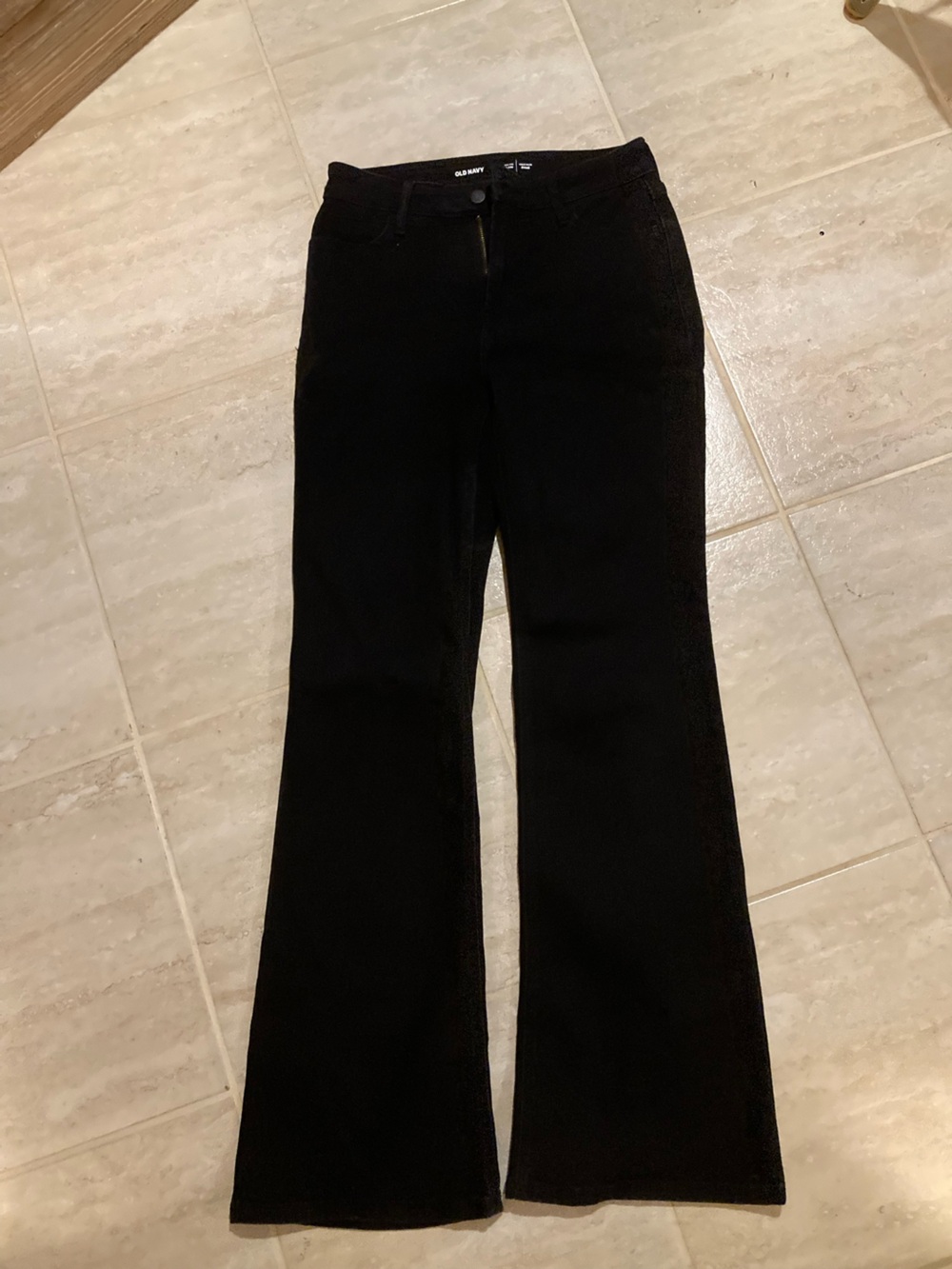 Old Navy Women's Black Skinny Jeans with Slight Flare